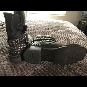 Women’s Size 8 Dirty Laundry Motorcycle Boots